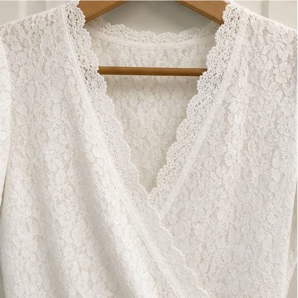 White Ruffle Blouse - Picture 4 of 6